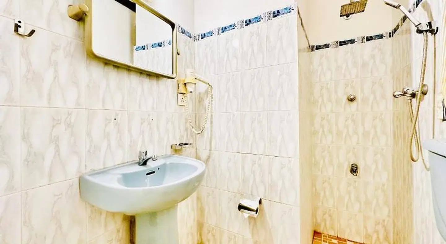 Hotel Dorset BATHROOM