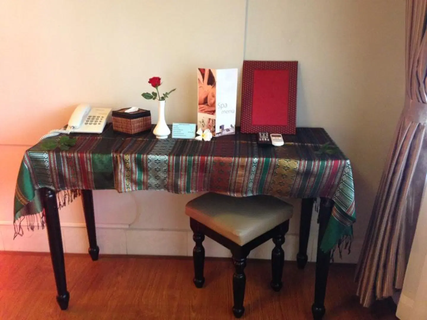 Cozy Boutique Hotel ROOM_EXAMPLE