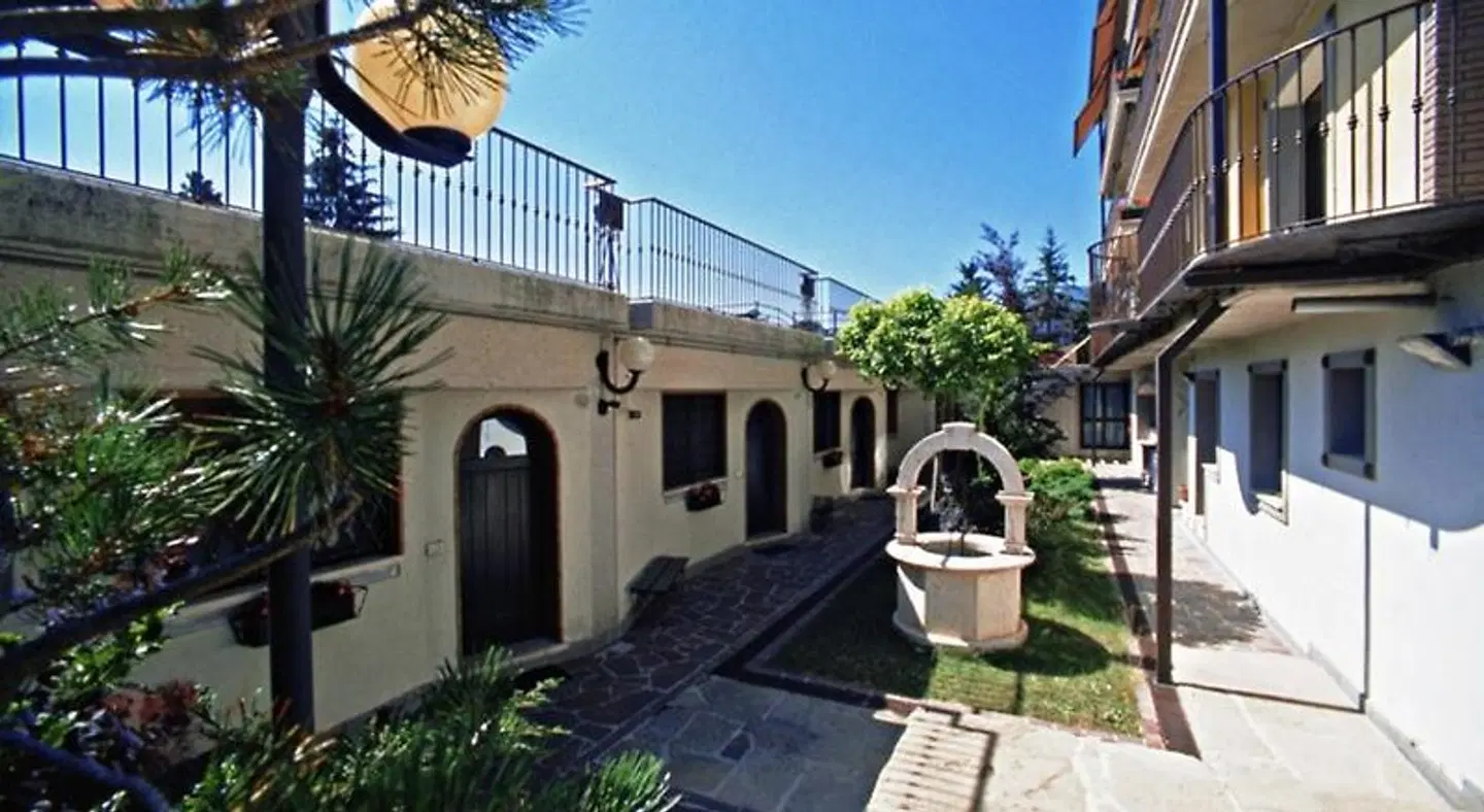 Hotel Daniel EXTERIOR