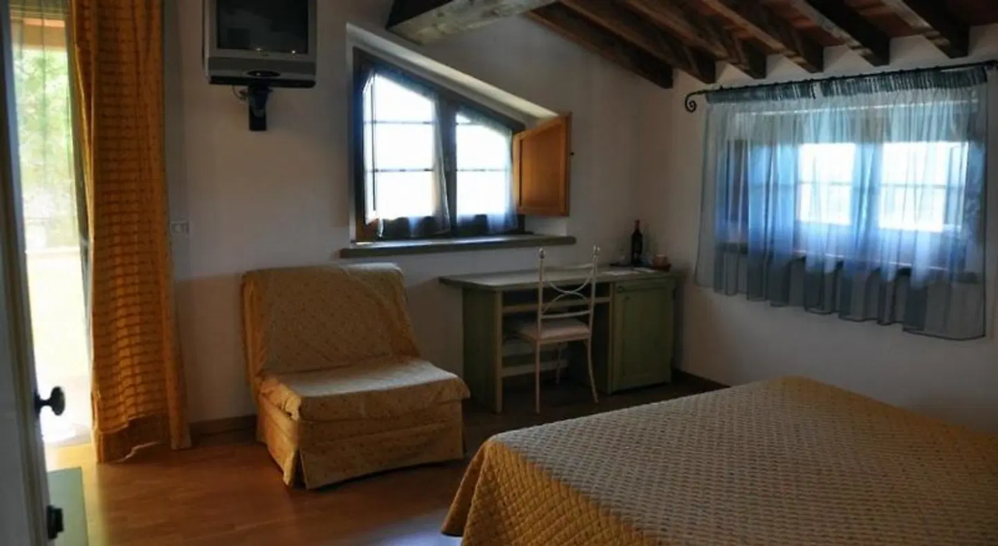 Tenuta La Lupa ROOM_EXAMPLE