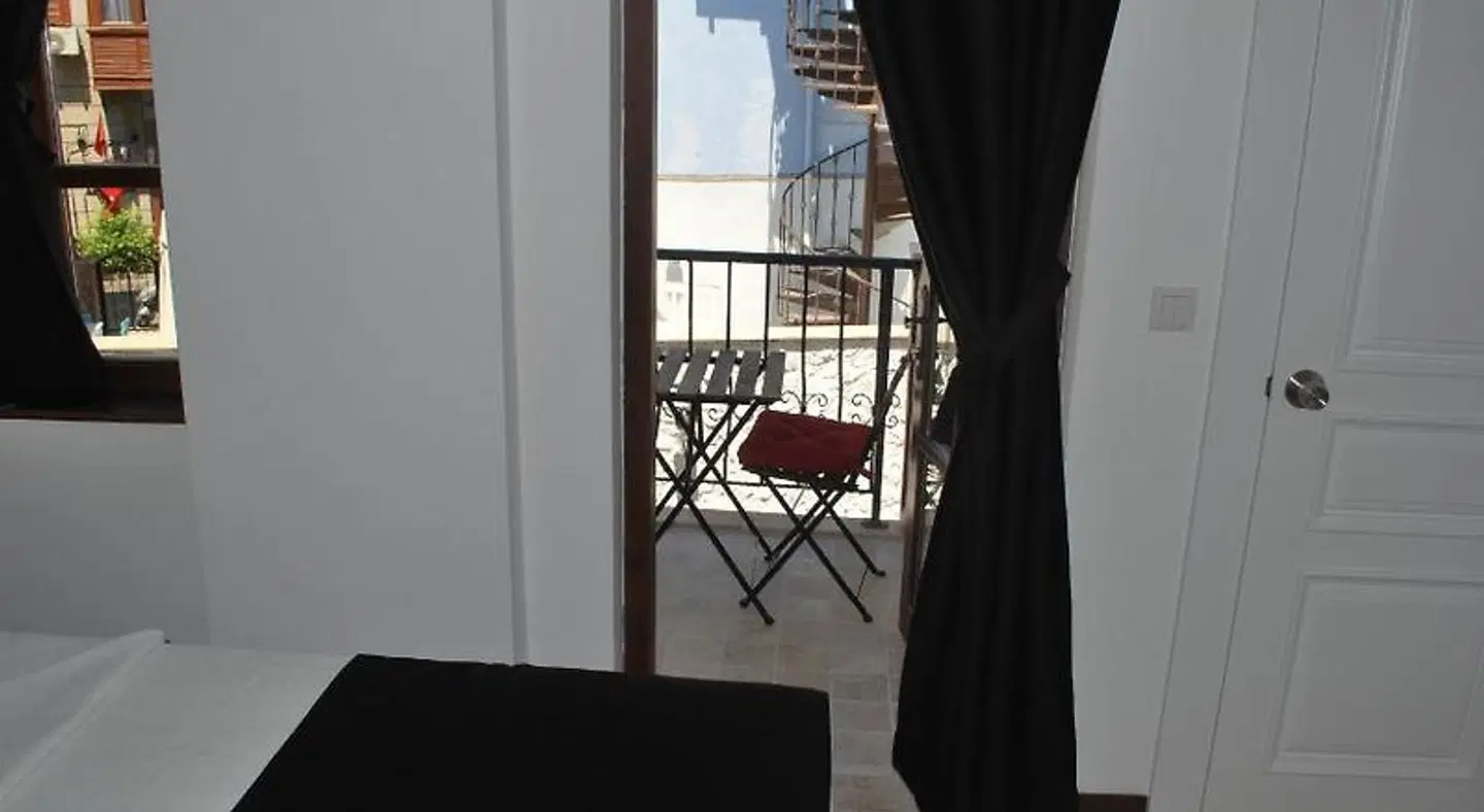 The Suite Apart Hotel INDOOR_POOL