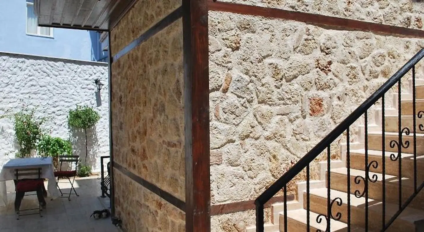 The Suite Apart Hotel EXTERIOR