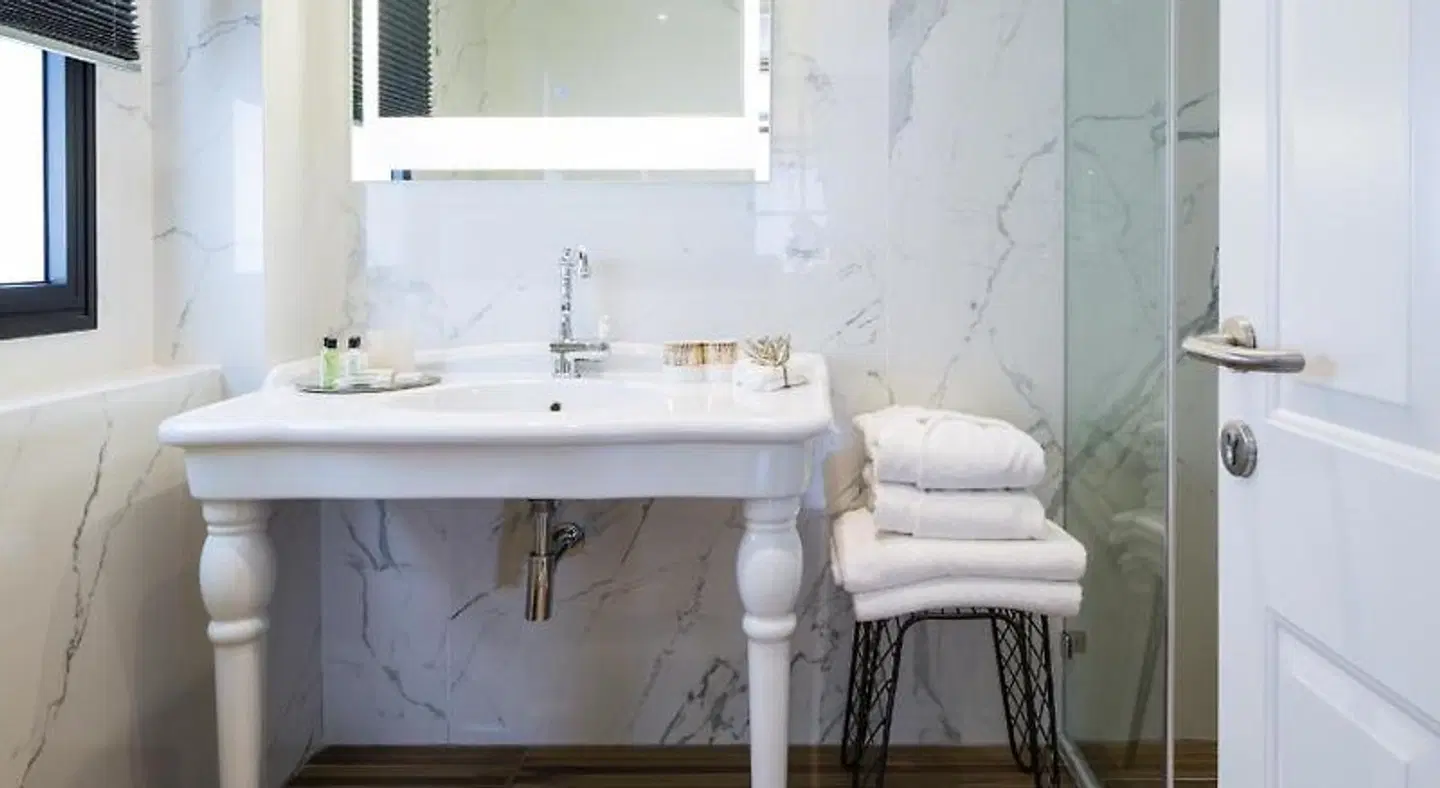 A23 Boutique Hotel BATHROOM