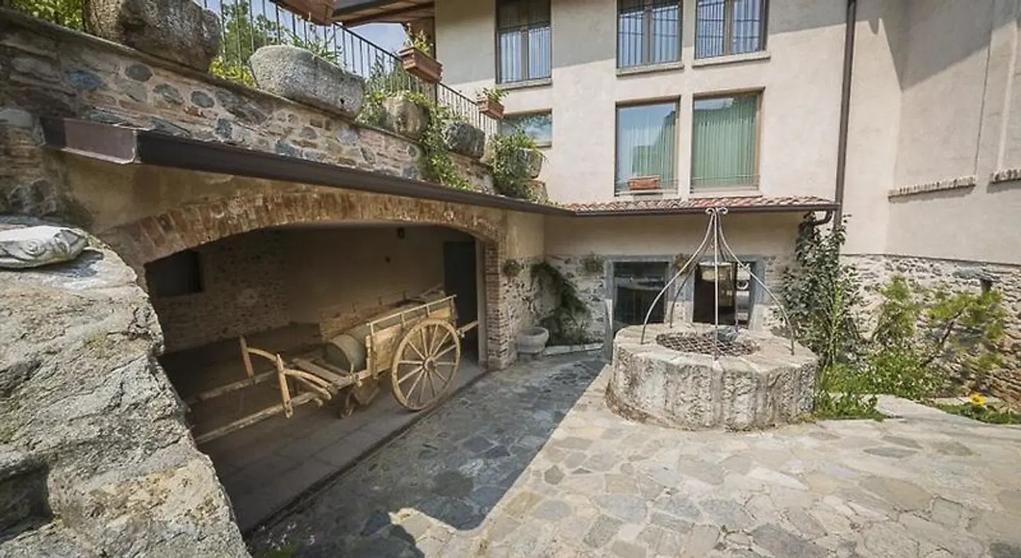 B&B Lambroriver EXTERIOR