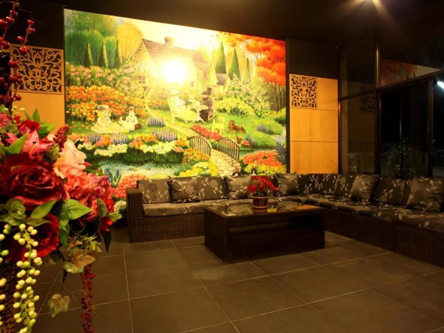 The Corner Hotel - Adults Only LOUNGE_LOBBY