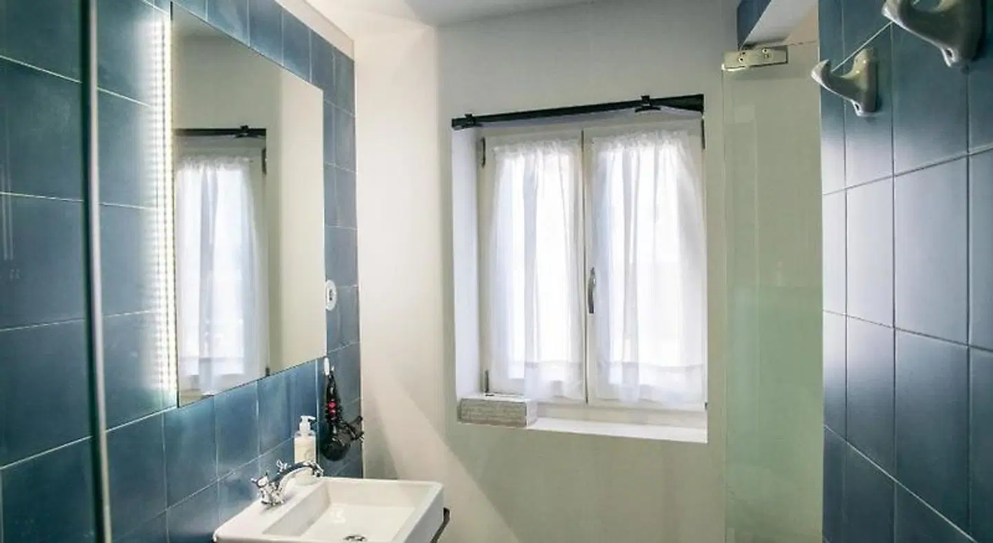 Olival 54 Apartments BATHROOM