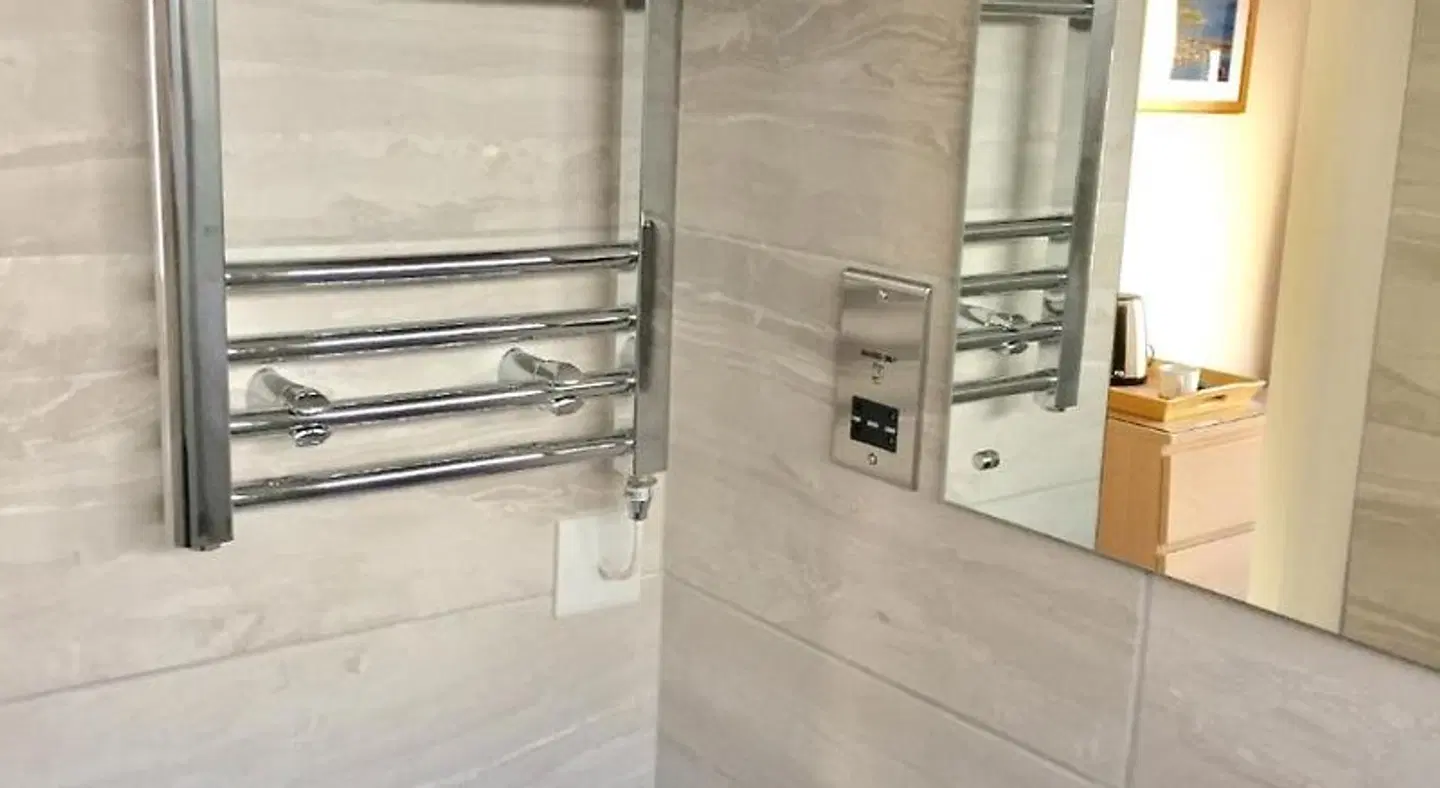 Channel View Boutique Hotel - Adults Only BATHROOM
