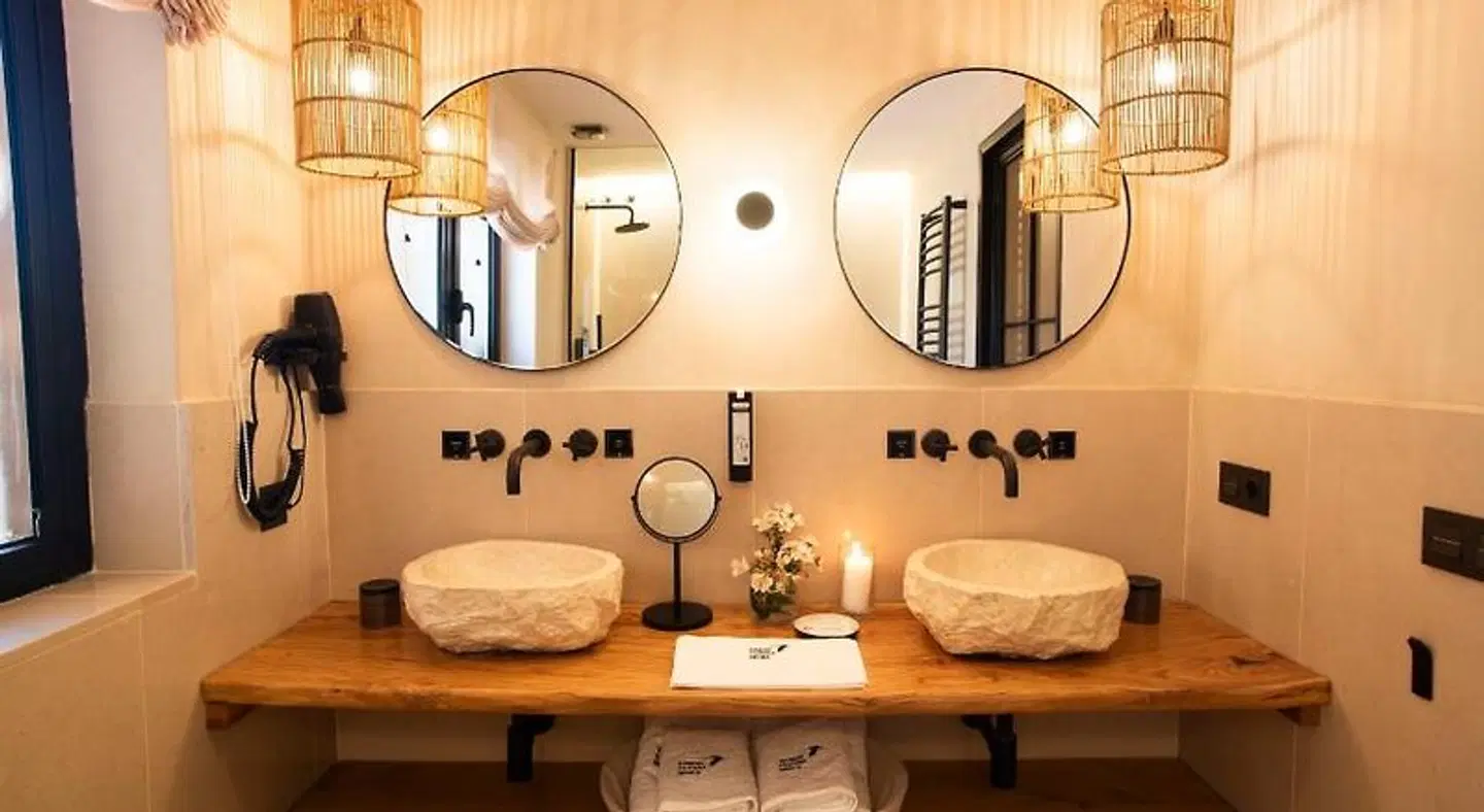 Hábitat Cigueña Negra BATHROOM