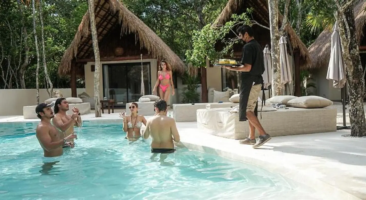 Magic Xcacel OUTDOOR_POOL