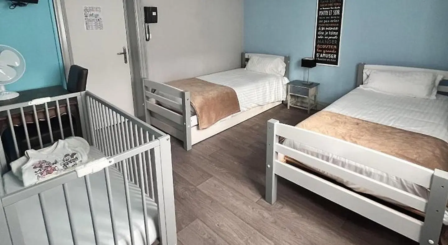 Hôtel L'Univers ROOM_EXAMPLE