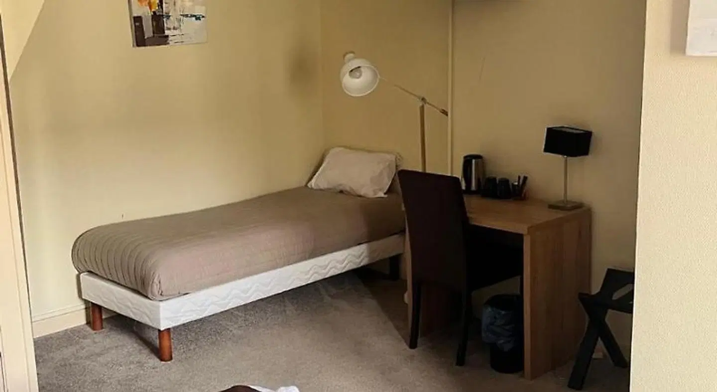 Hôtel L'Univers ROOM_EXAMPLE