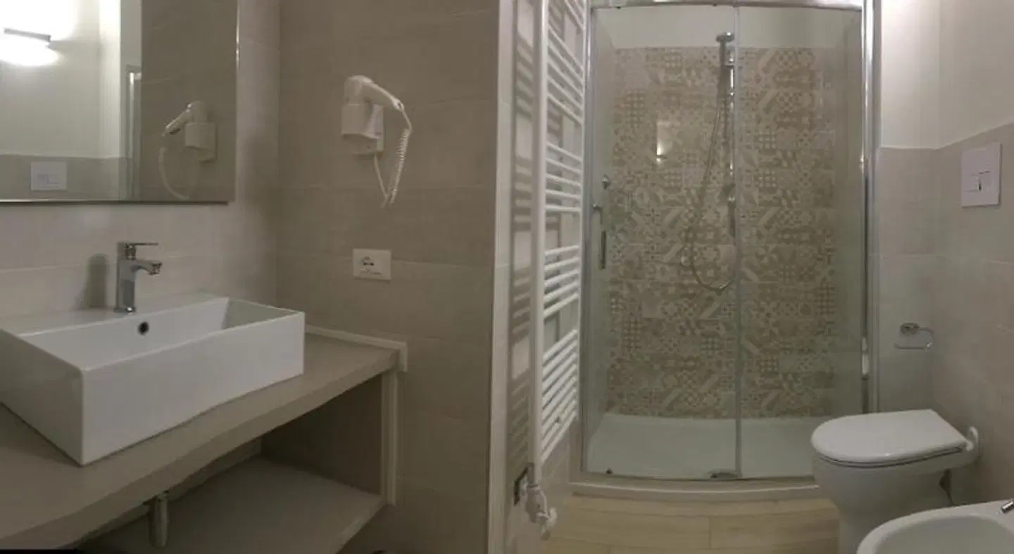 TERRAZZA Rooms BATHROOM