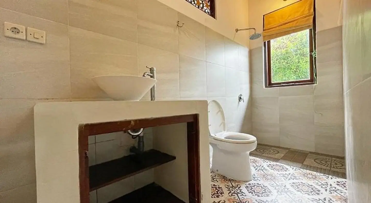 Agung Village BATHROOM