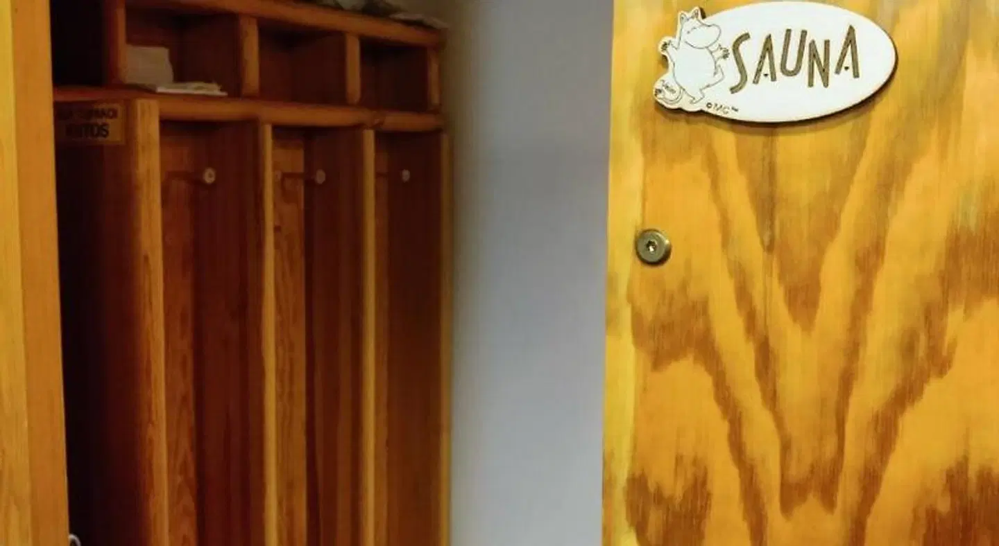 Jaala Hotel BATHROOM