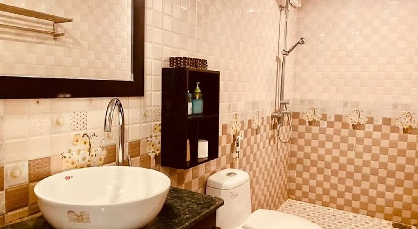 Tam Coc Little River Bungalow BATHROOM