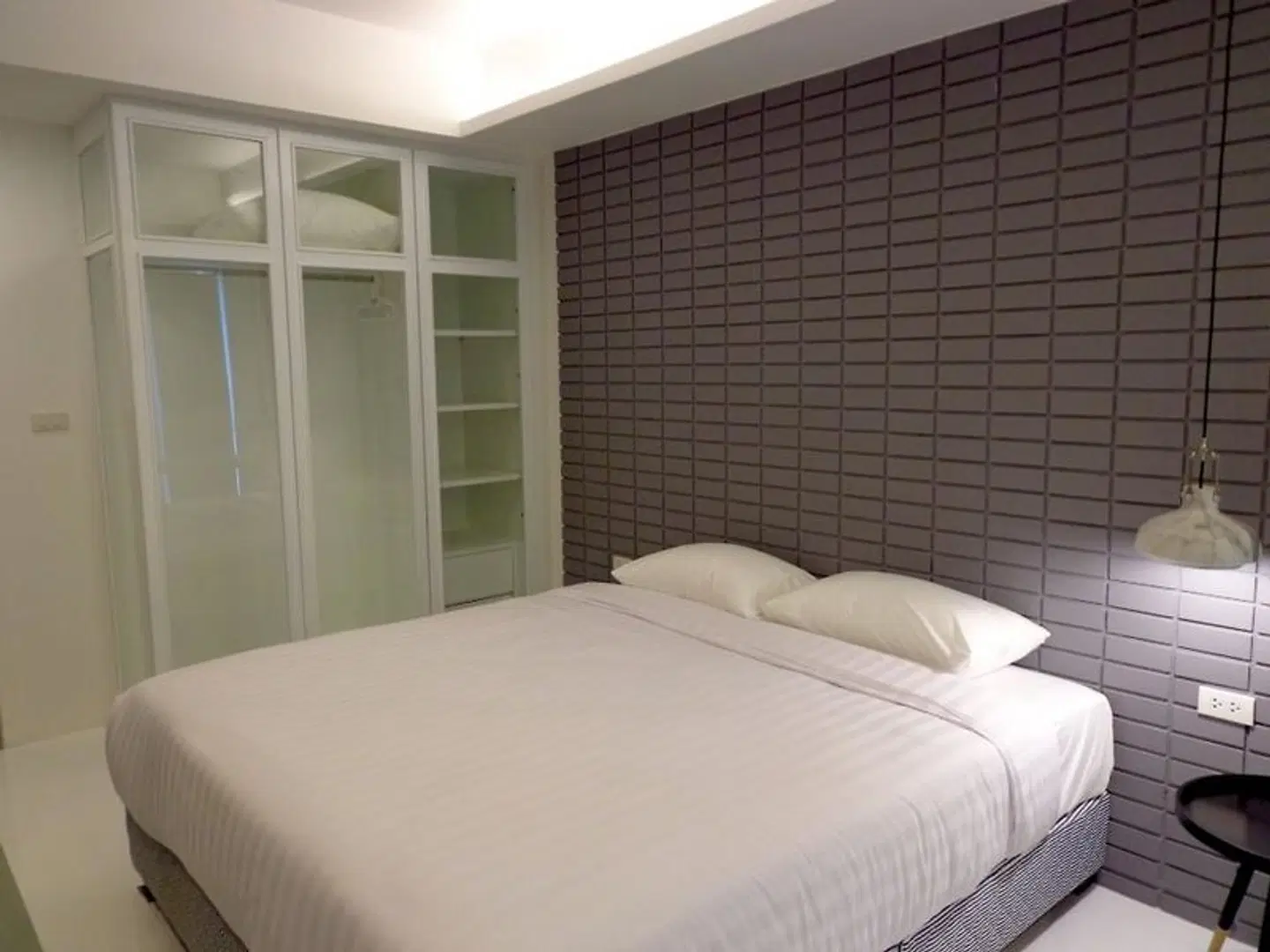 Silom Studios ROOM_EXAMPLE