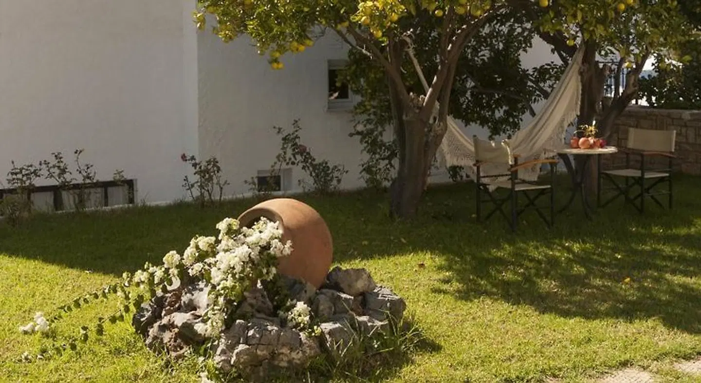 Scorpios Hotel & Suites GARDEN