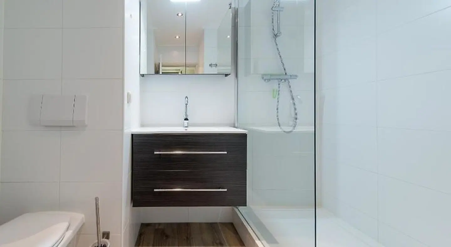 Stadslogement Almenum Harlingen BATHROOM