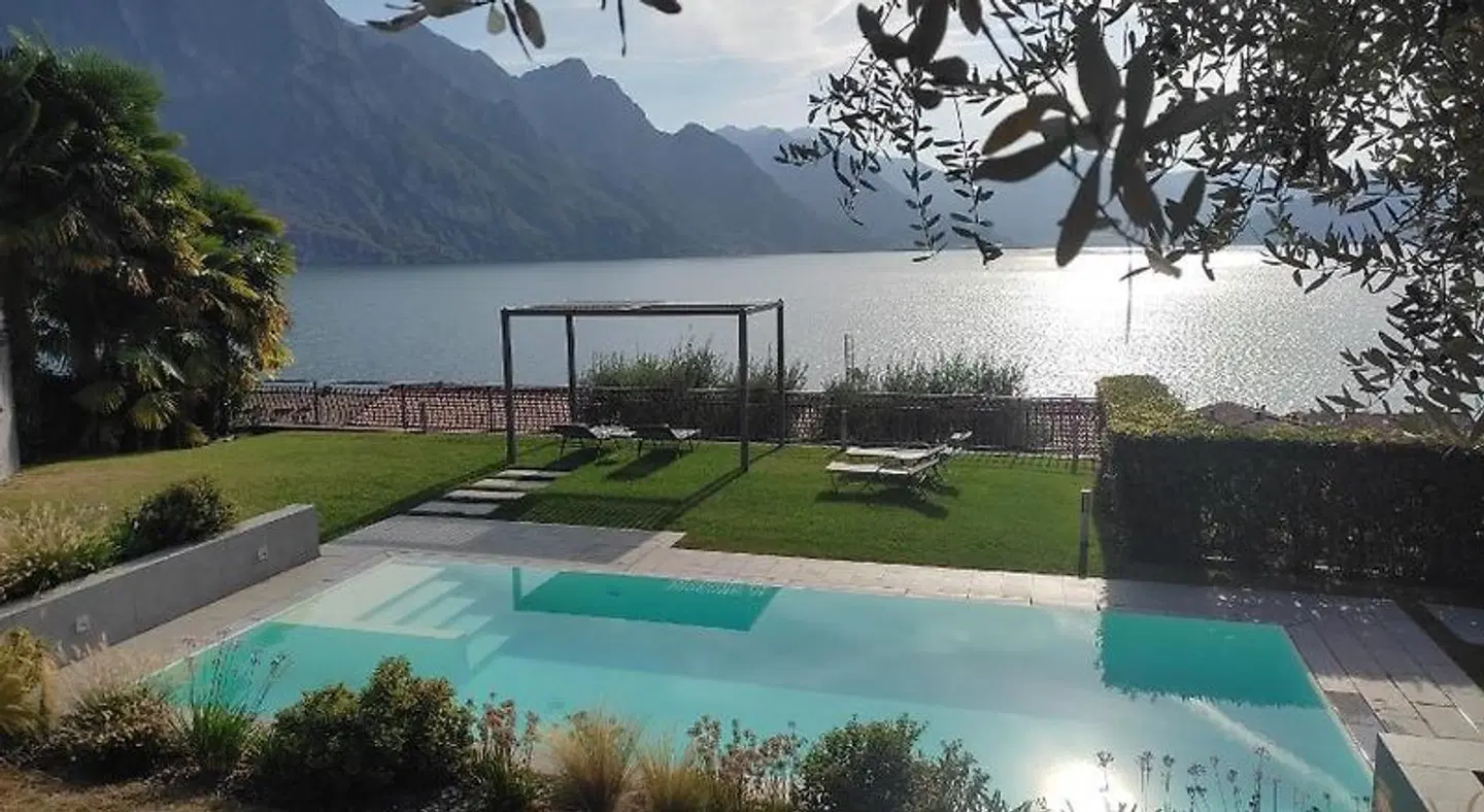 Ai Ronchi B&B OUTDOOR_POOL