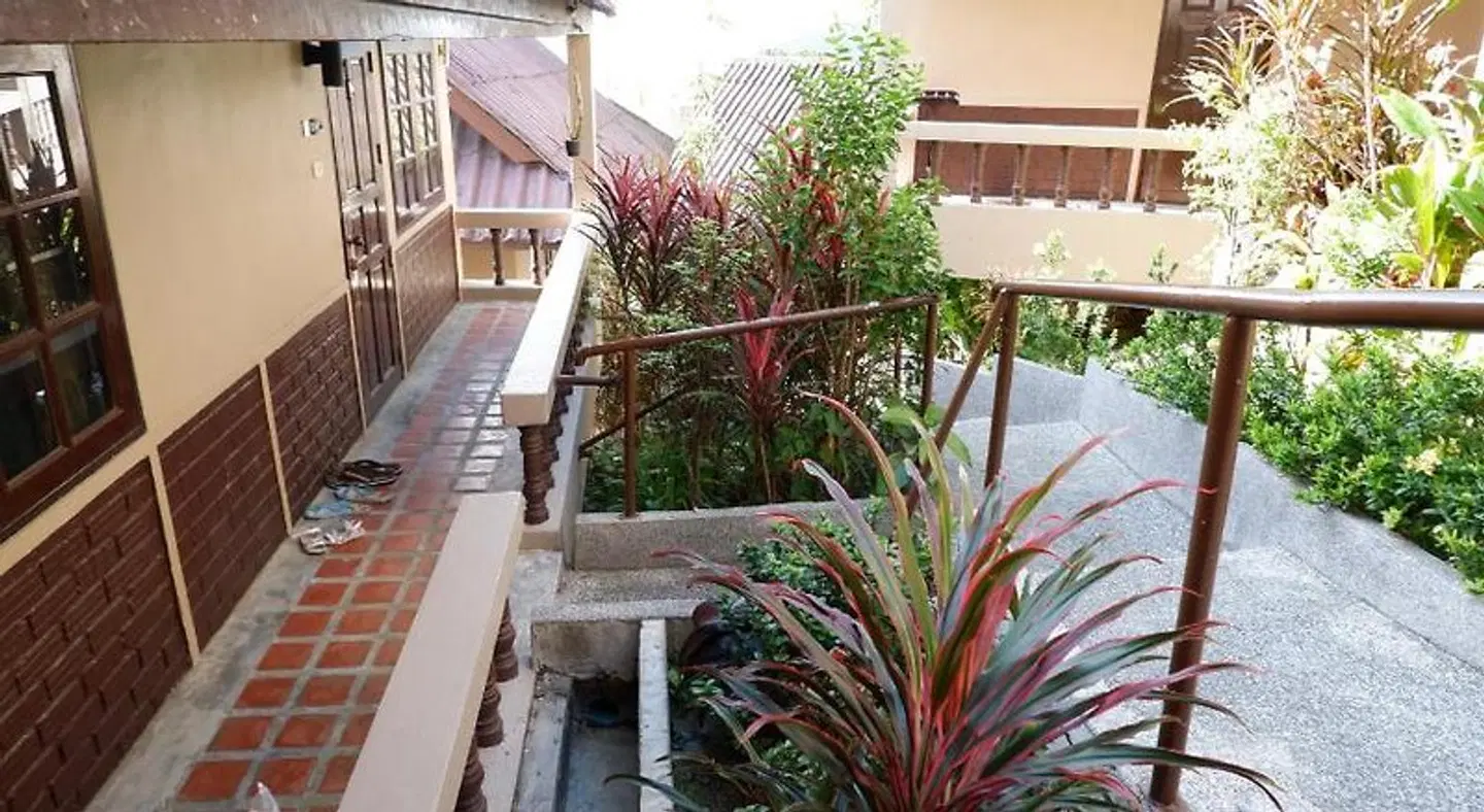 Kata Beachwalk Hotel and Bungalows TERRACE