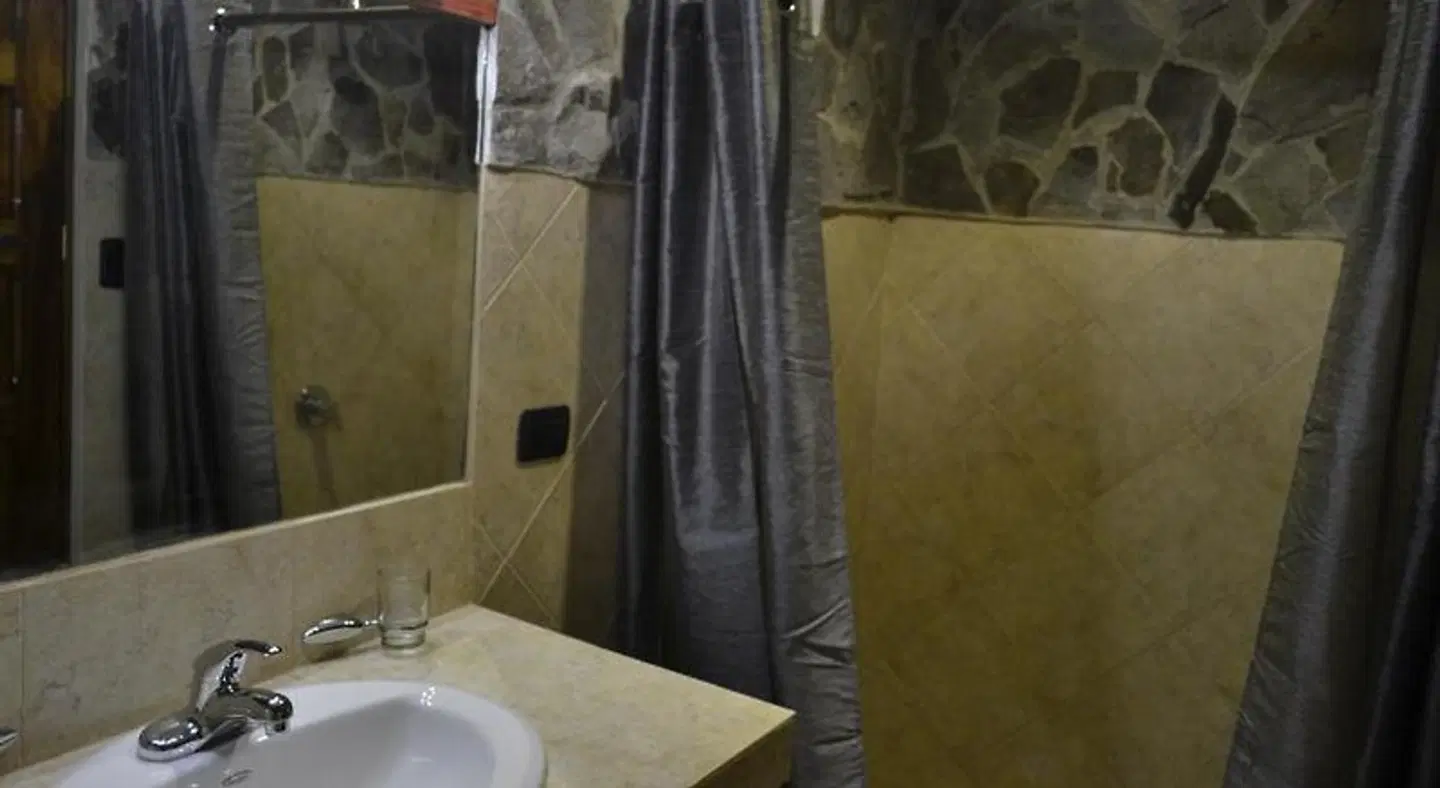Villa Creole BATHROOM