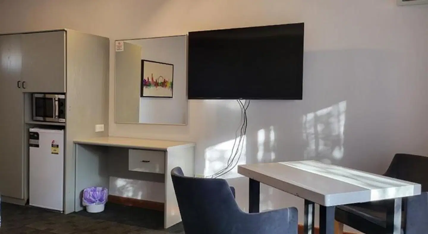 Parkway Motel ROOM_EXAMPLE