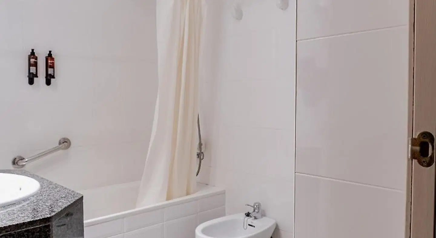 Hotel Espanya - 30º Hotels BATHROOM