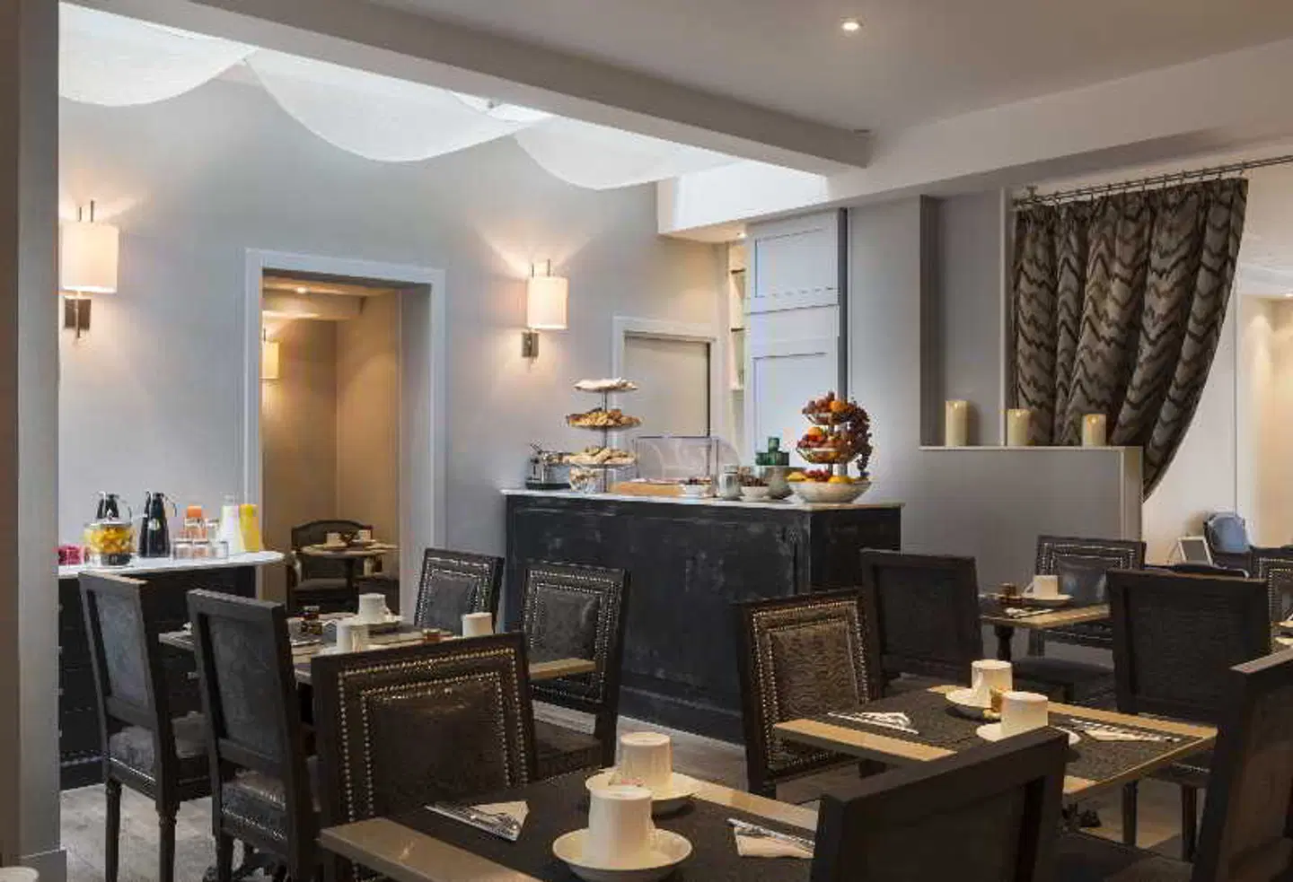 Acacias Etoile RESTAURANT