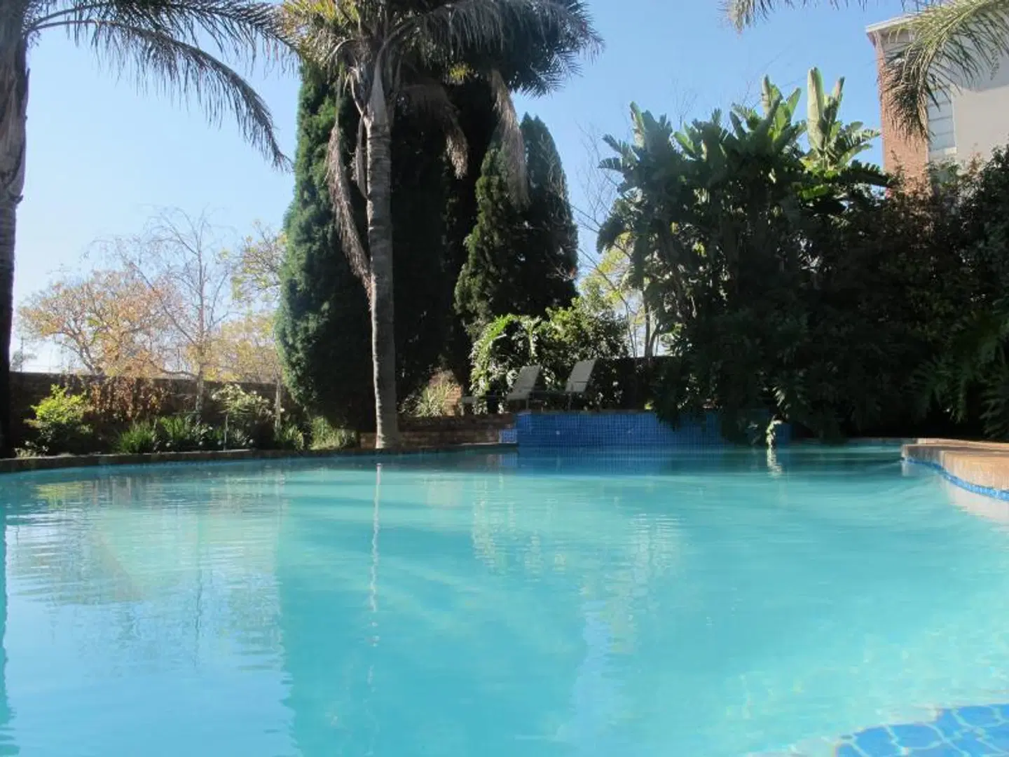Aero Guest Lodge OUTDOOR_POOL