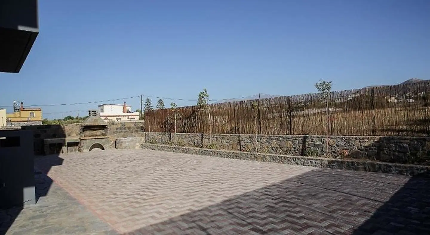 Irene Beach Apartments LANDSCAPE