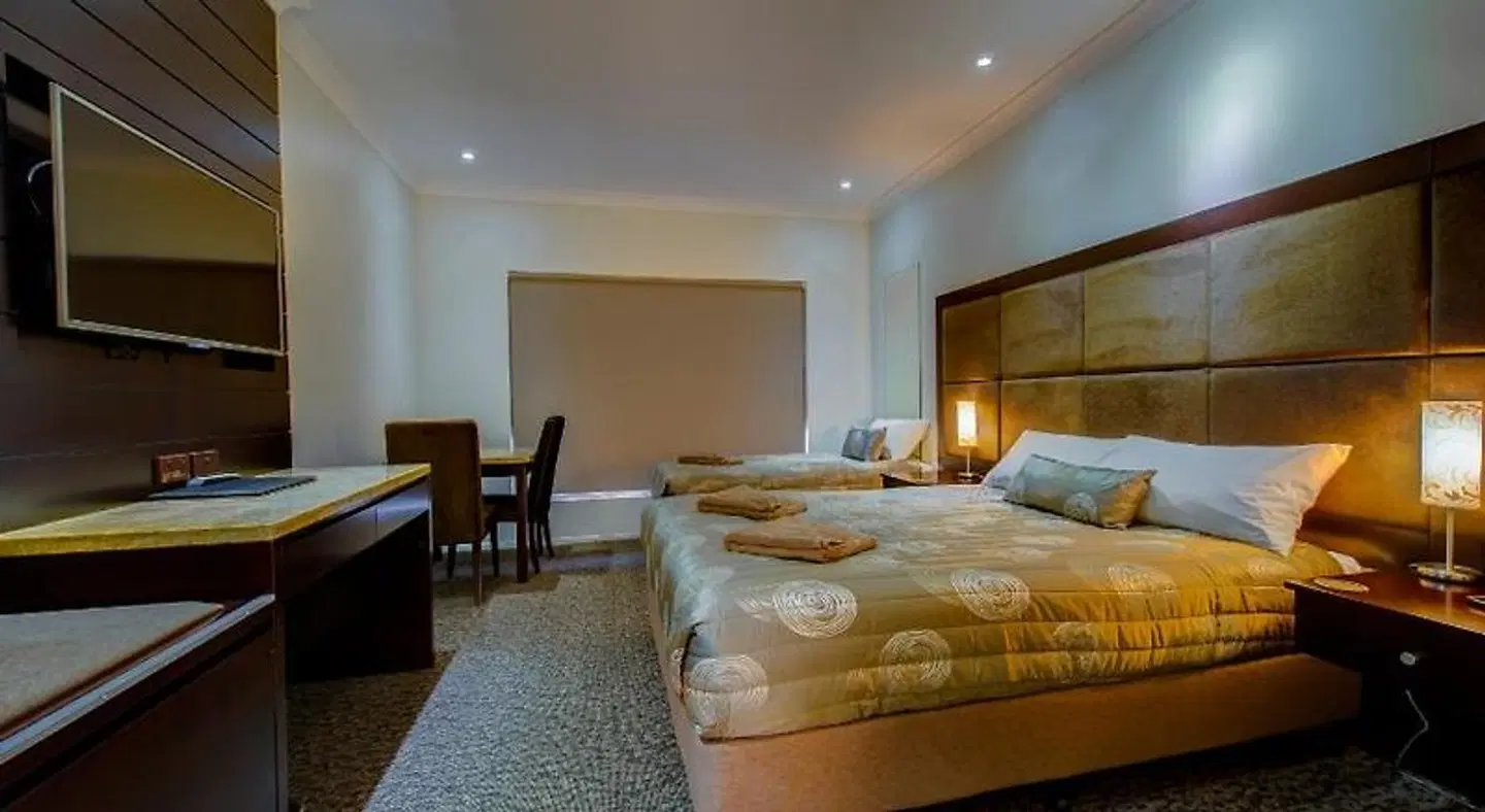 Western Downs Motor Inn ROOM_EXAMPLE