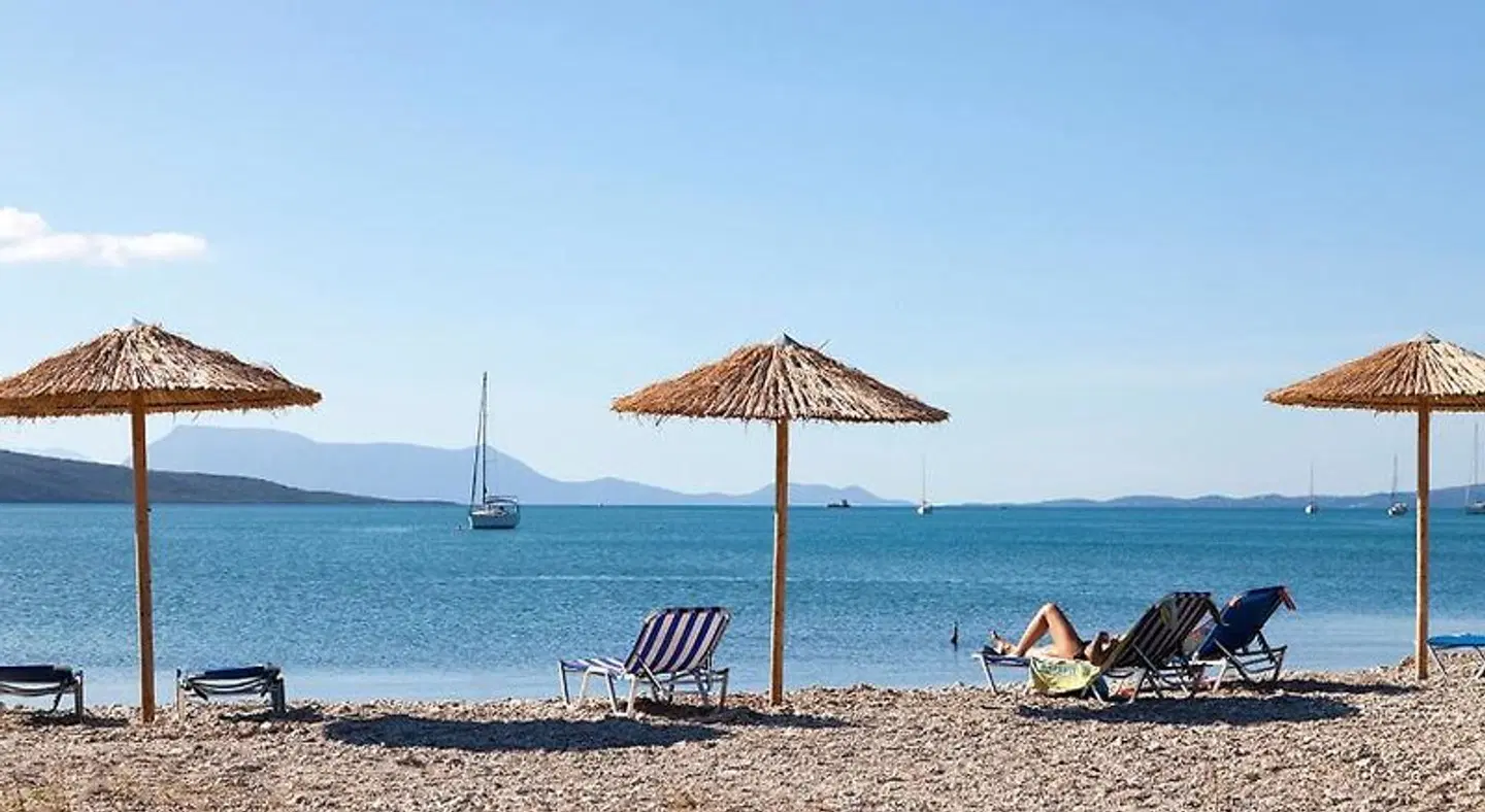 Faros Studios BEACH