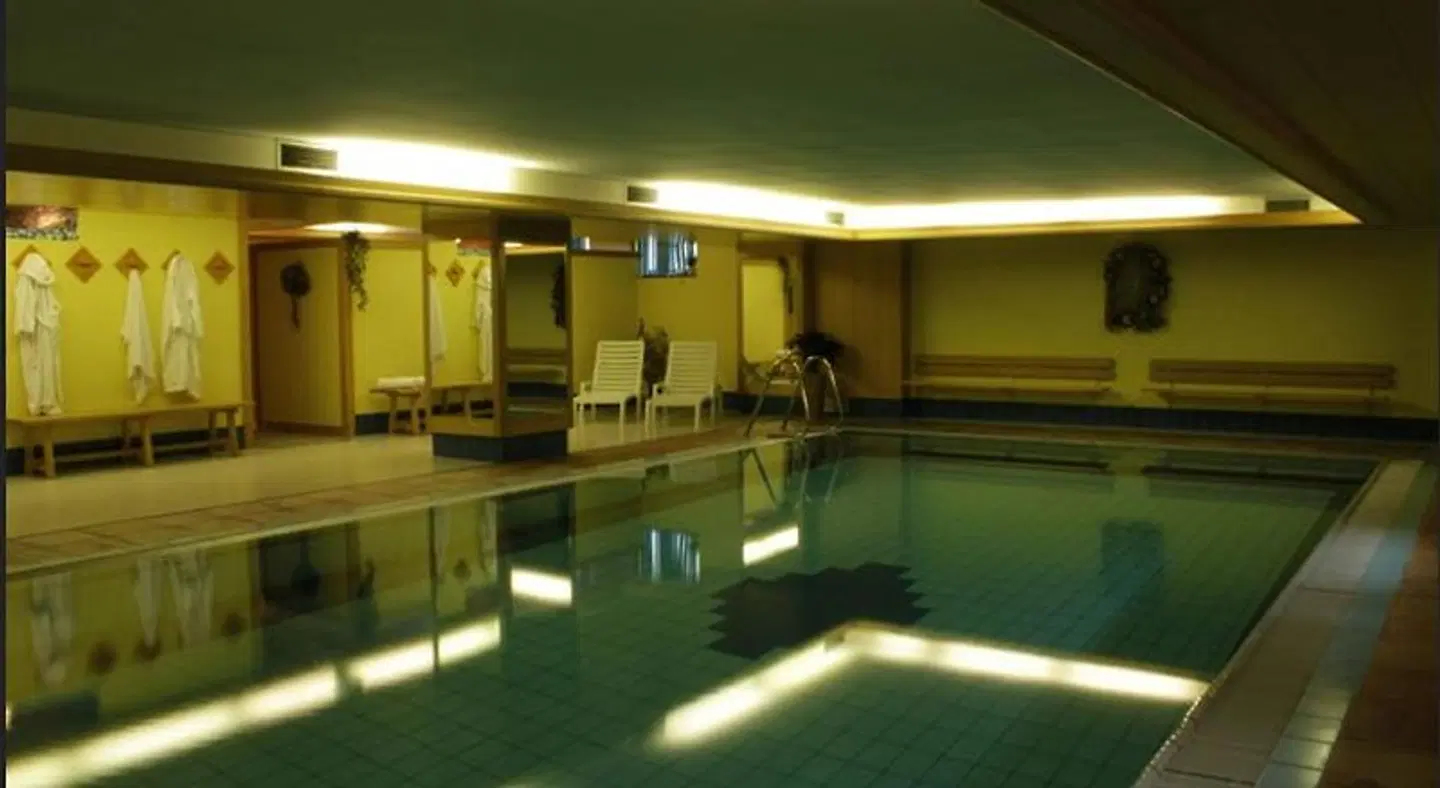 Venezia INDOOR_POOL