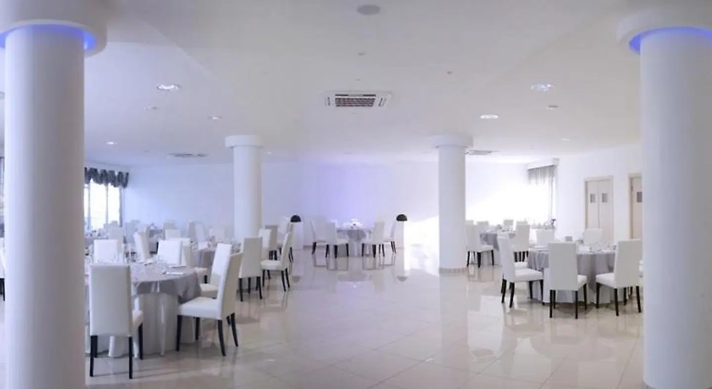 Medea Resort RESTAURANT
