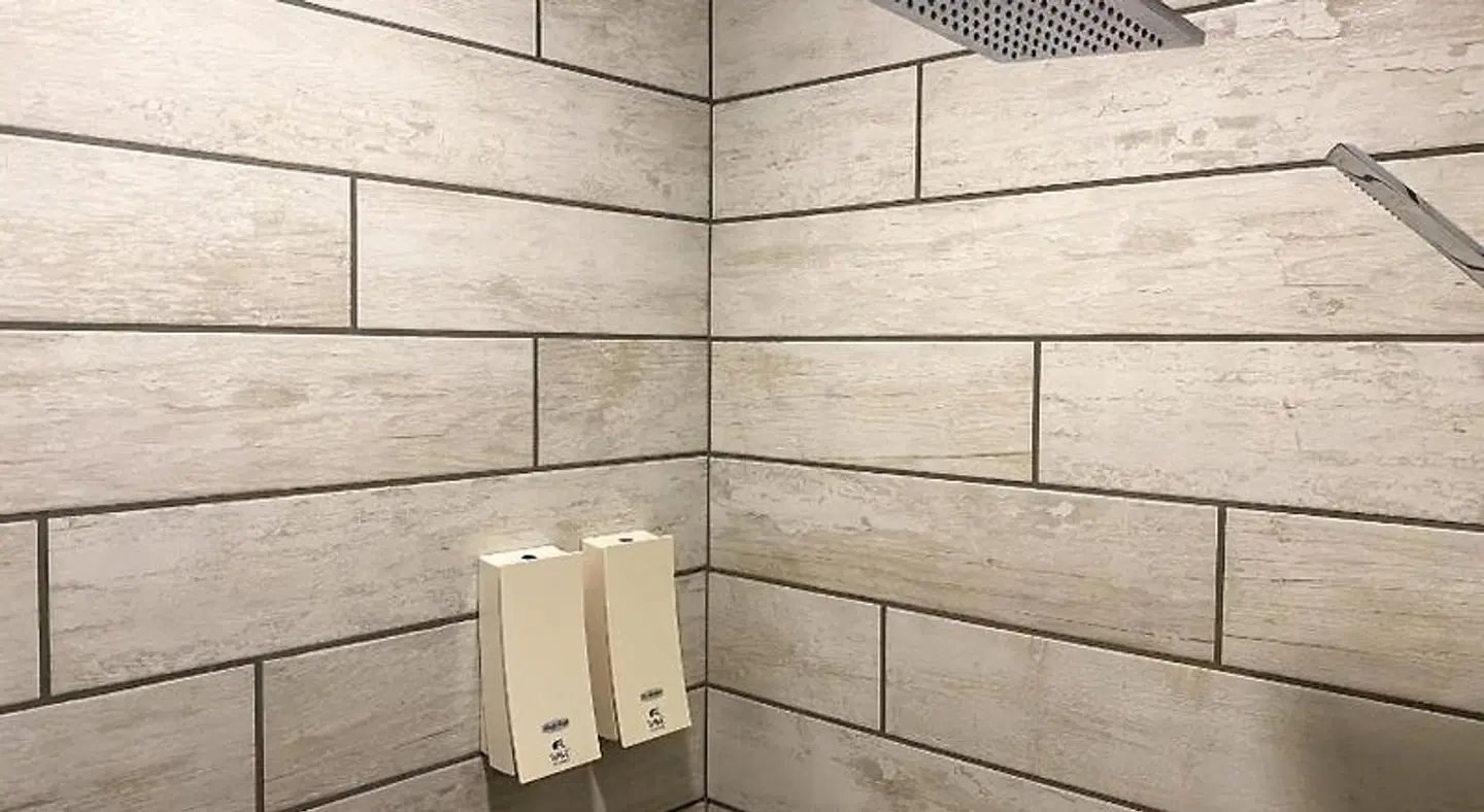 The Rooms at Woody Point BATHROOM