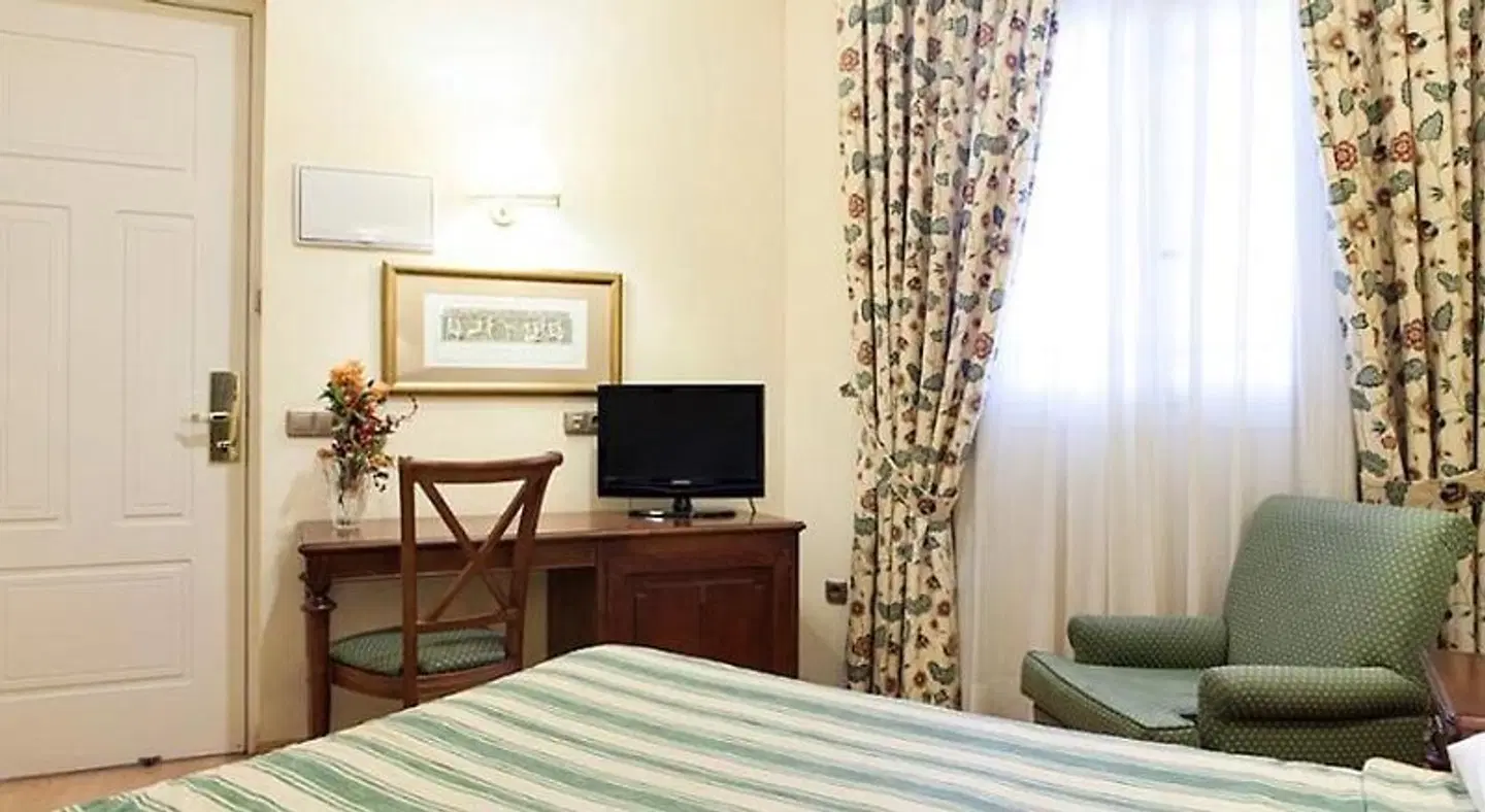 Hotel Cervantes ROOM_EXAMPLE