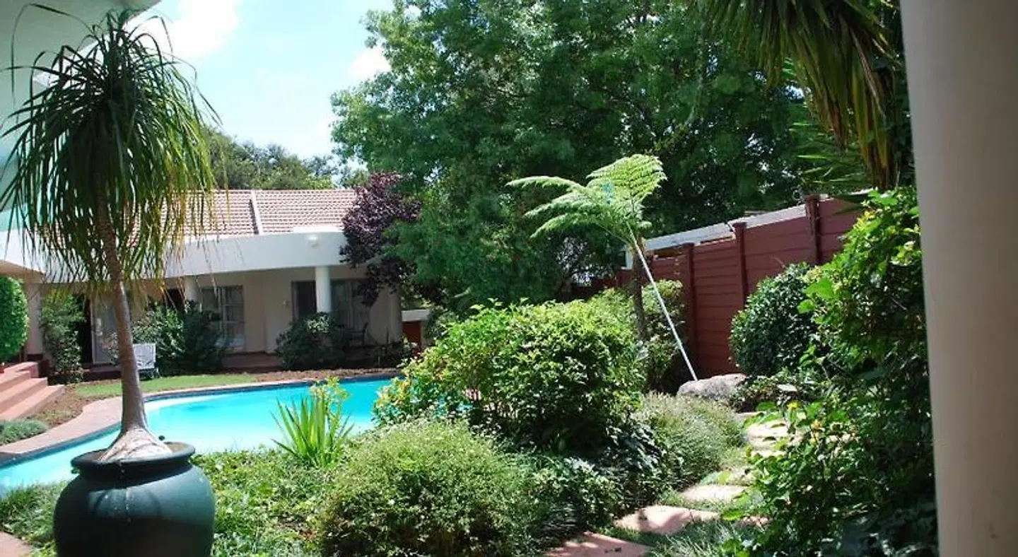 Sunninghill Guest Lodges EXTERIOR