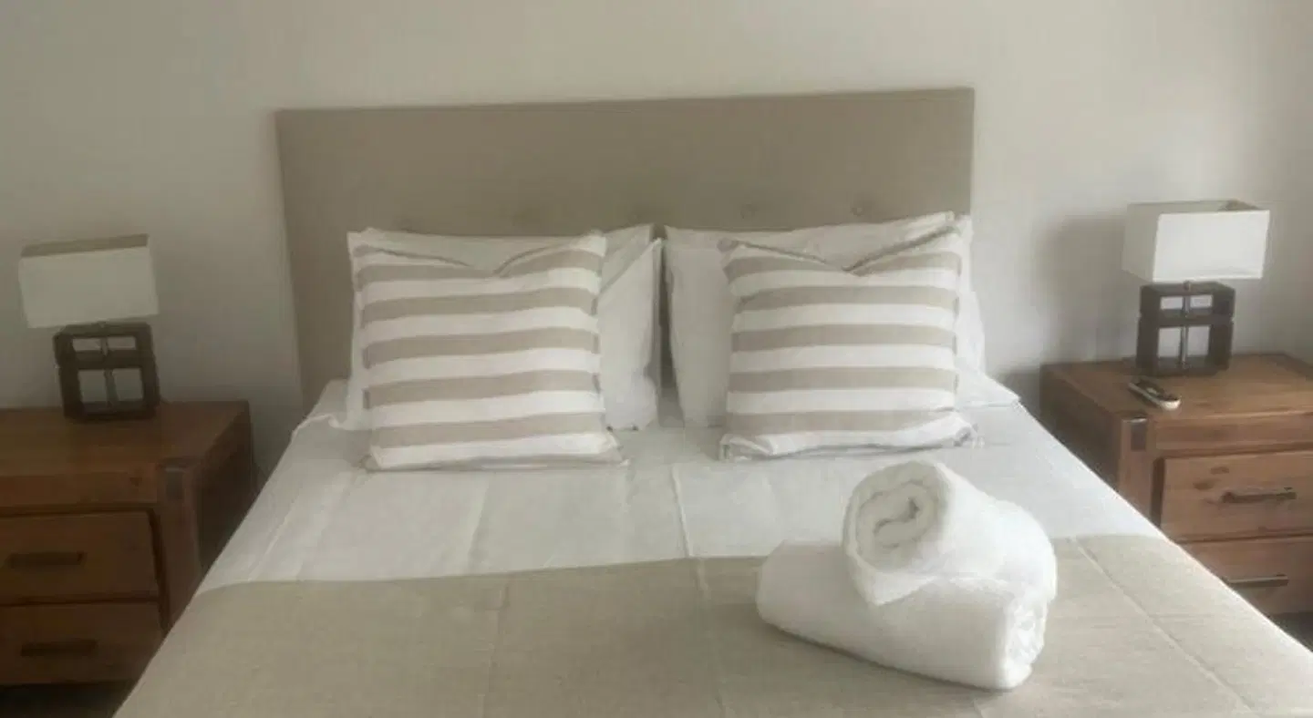 Noosa Place Resort ROOM_EXAMPLE