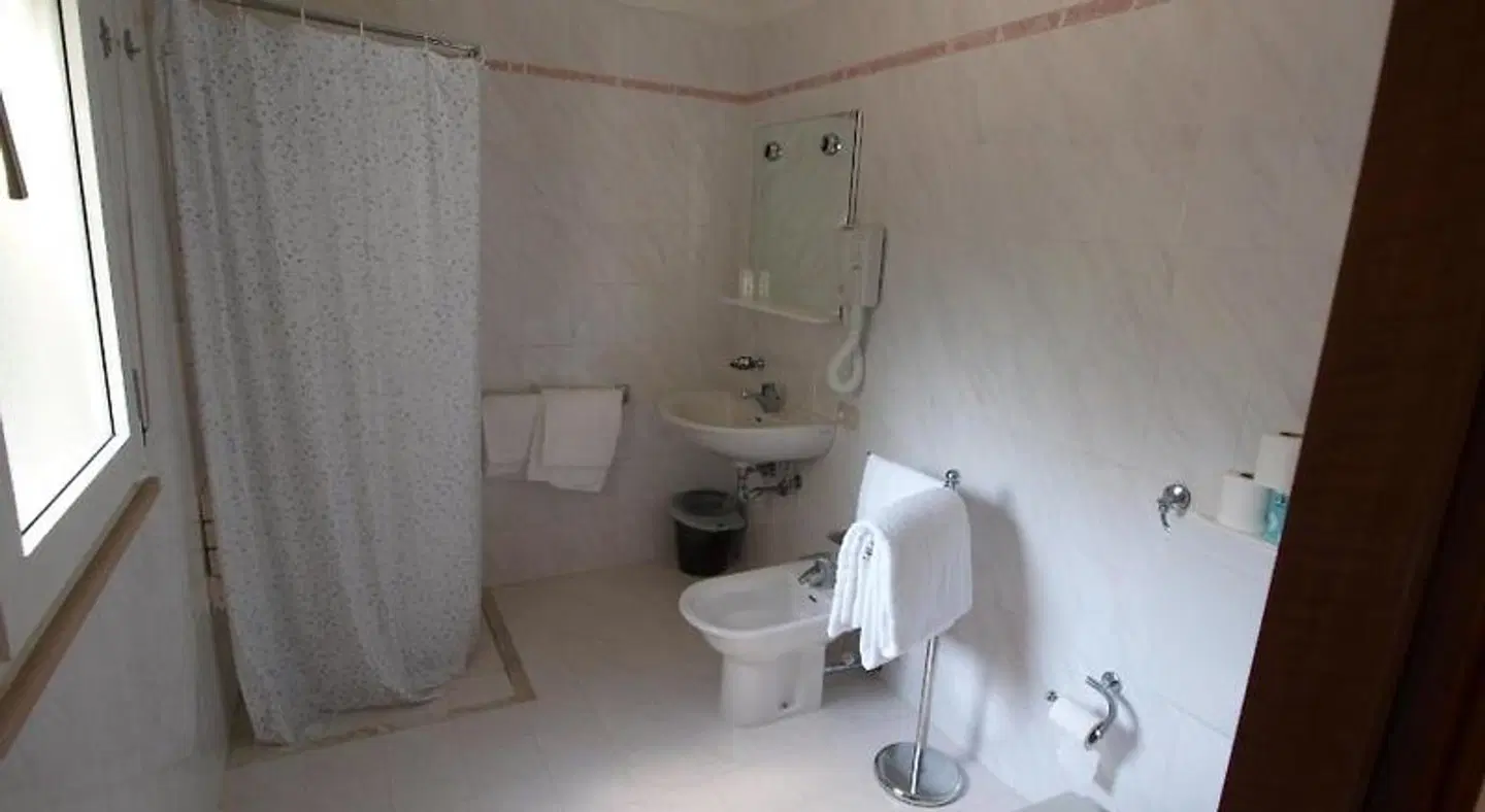 Bella Venezia Mare BATHROOM