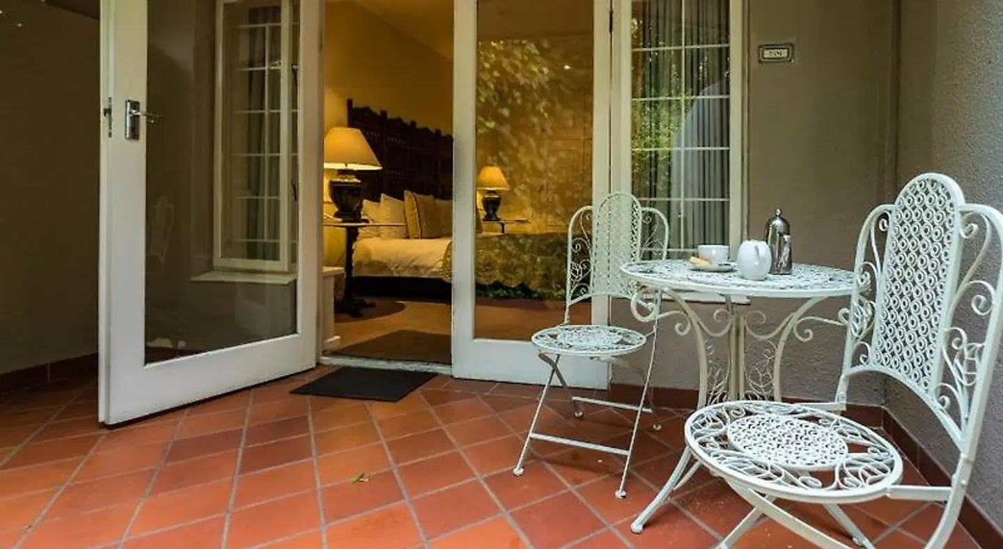 Melrose Place Guest Lodge TERRACE