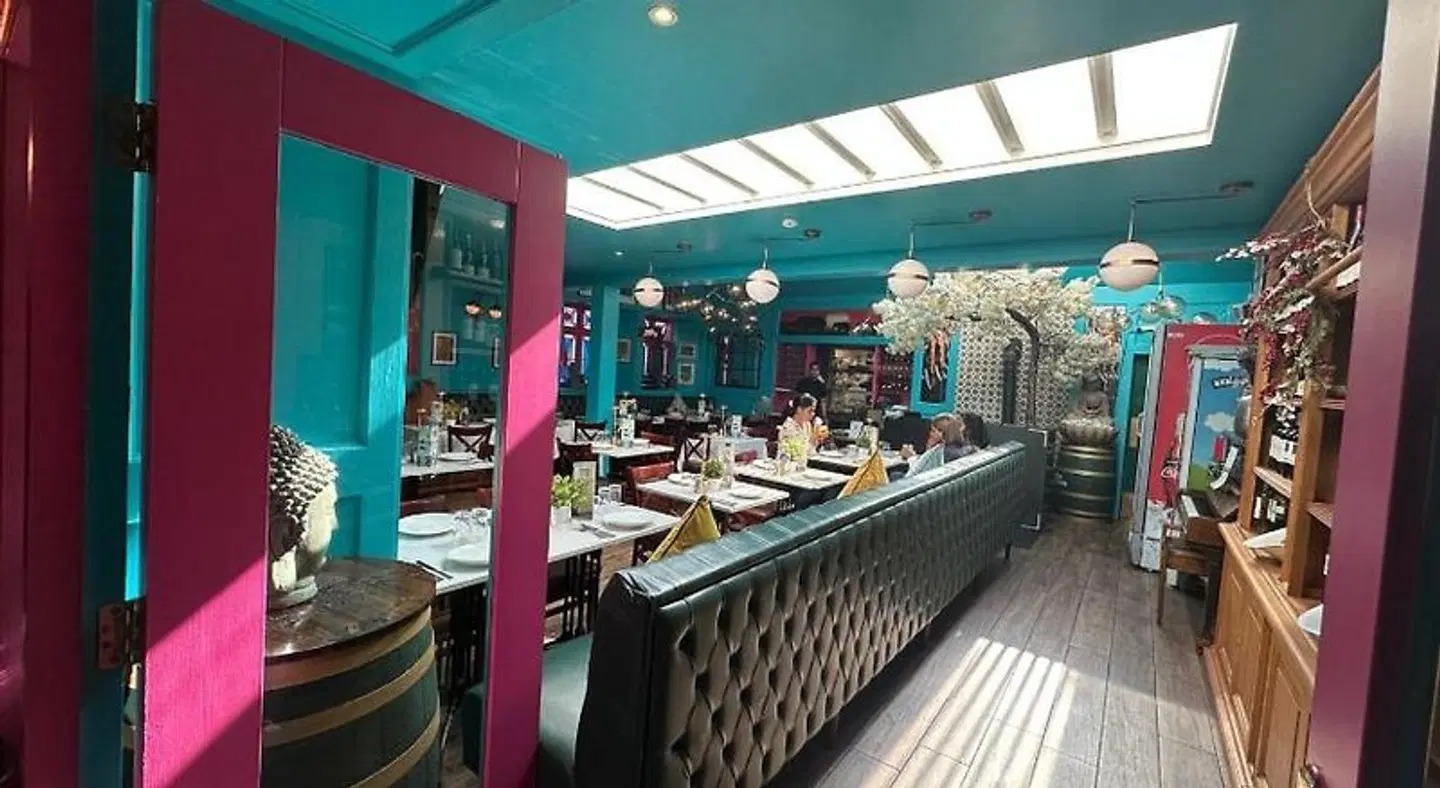 THE STRAND HOTEL RESTAURANT