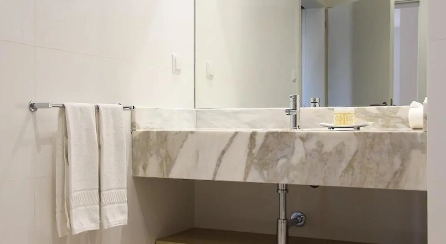 Vitor's Village BATHROOM