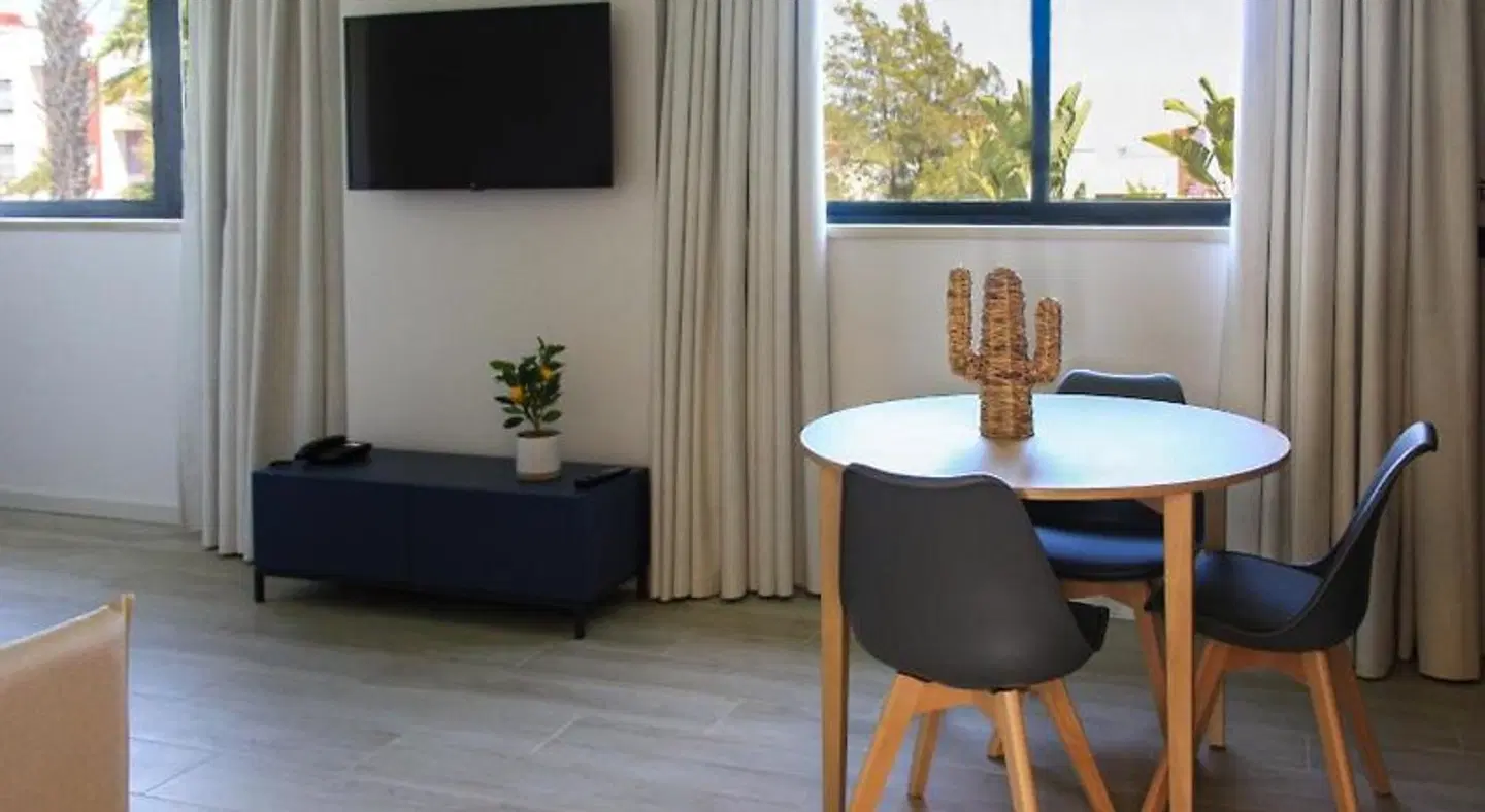 Vitor's Village ROOM_EXAMPLE