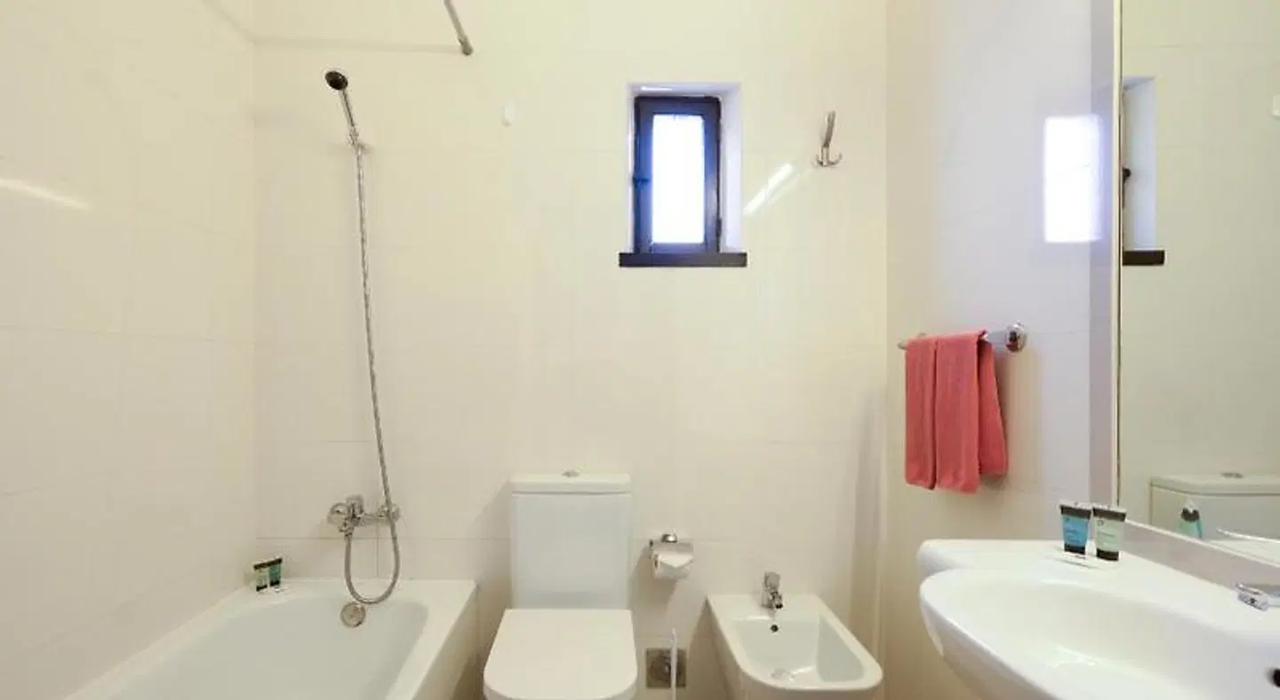 3HB Golden Beach BATHROOM