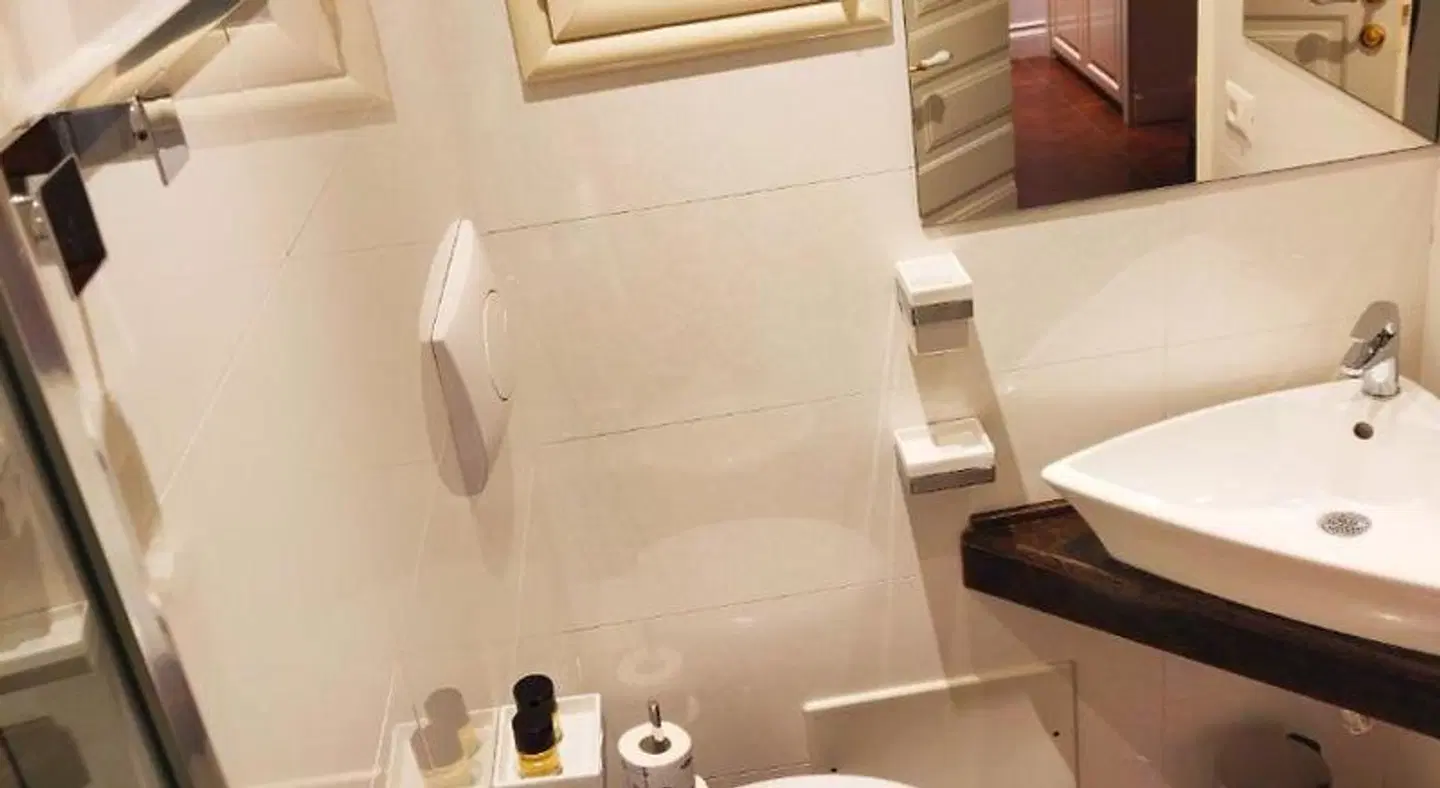 Best Season BATHROOM