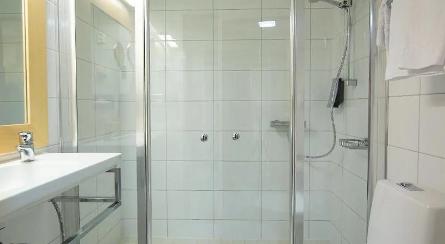 Torget Aparthotel BATHROOM