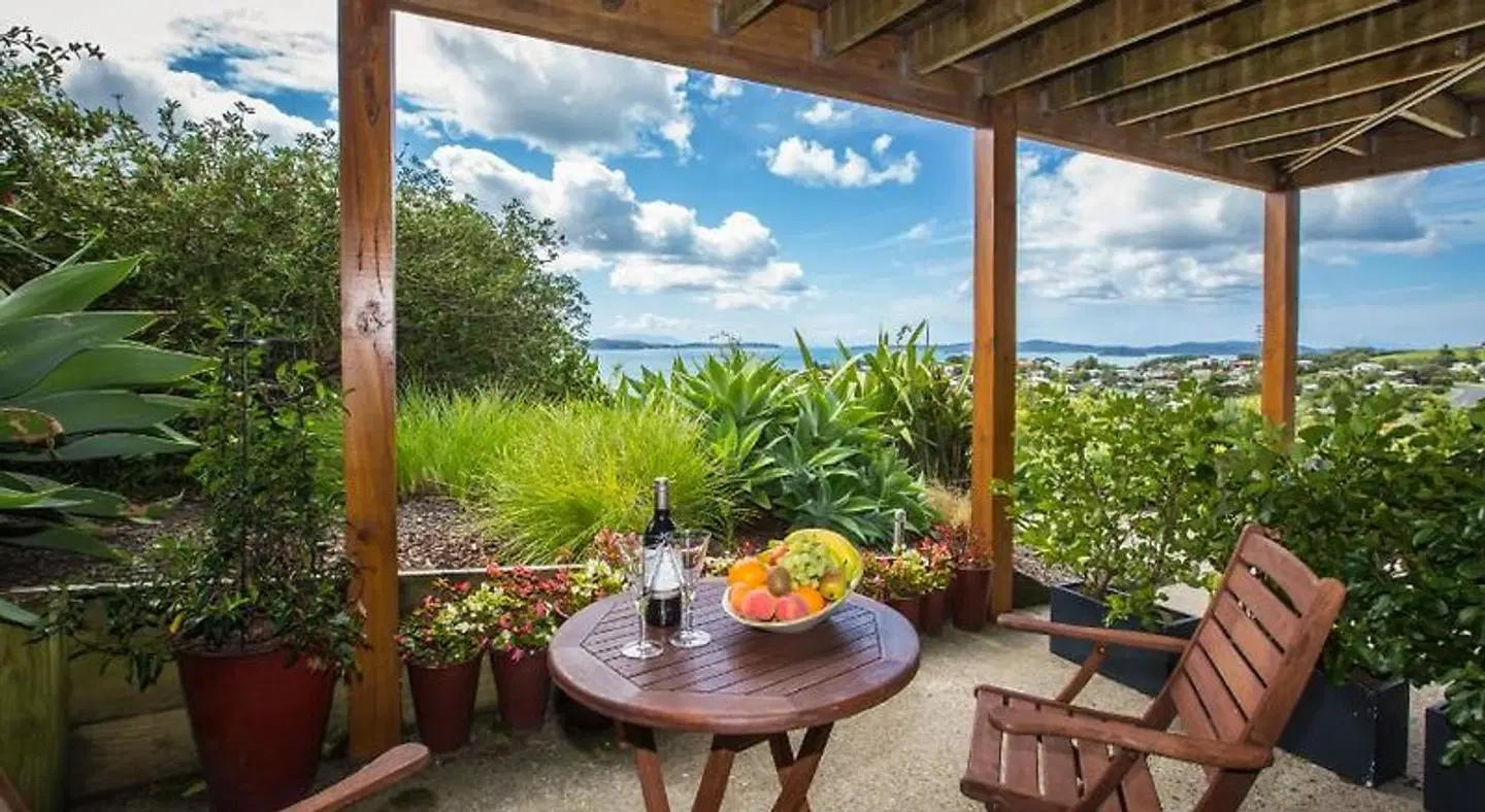 Tahi Lodge - Matakana Coast TERRACE