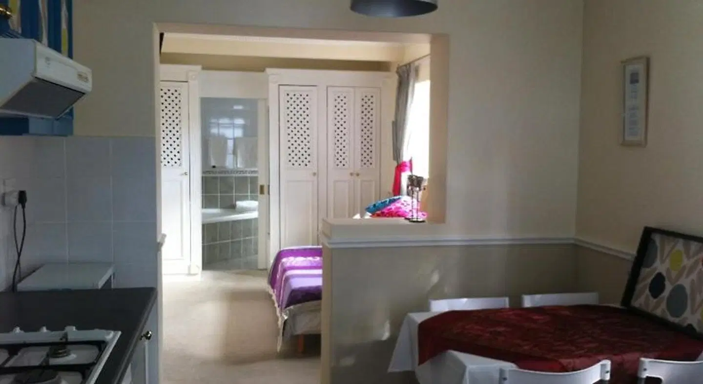 Birkenhead Manor ROOM_EXAMPLE