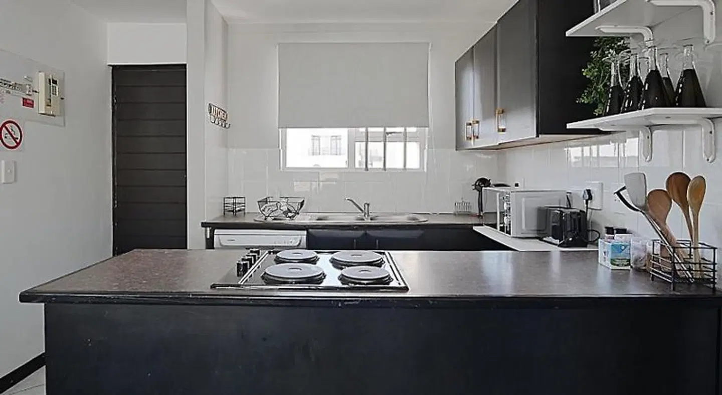 Cape Town Beachfront Accommodation in Blouberg RESTAURANT