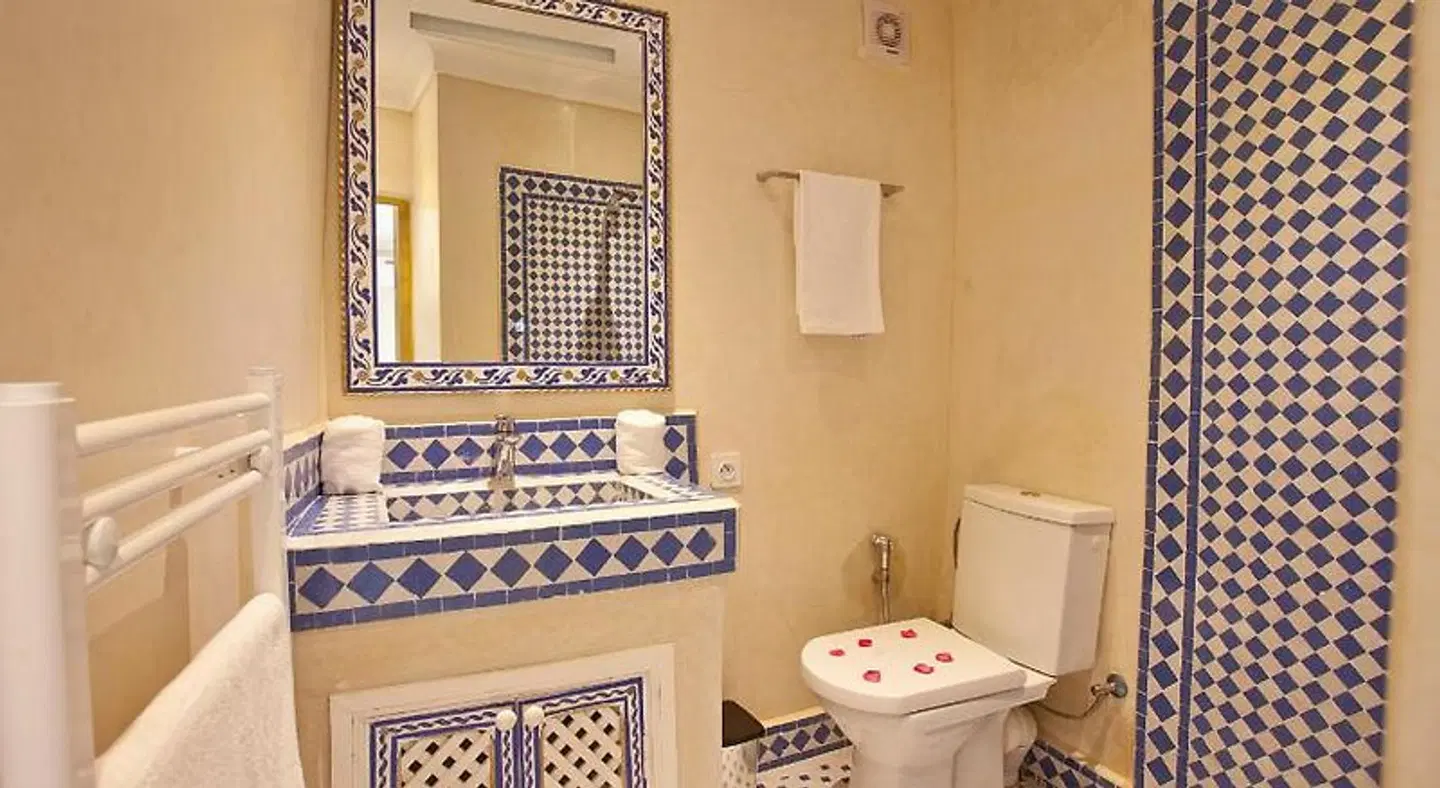 Riad L'Etoile D'Orient BATHROOM